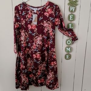 Honey and lace boutique style floral dress